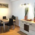Construccion Nueva Barcelona - דירה קאללה